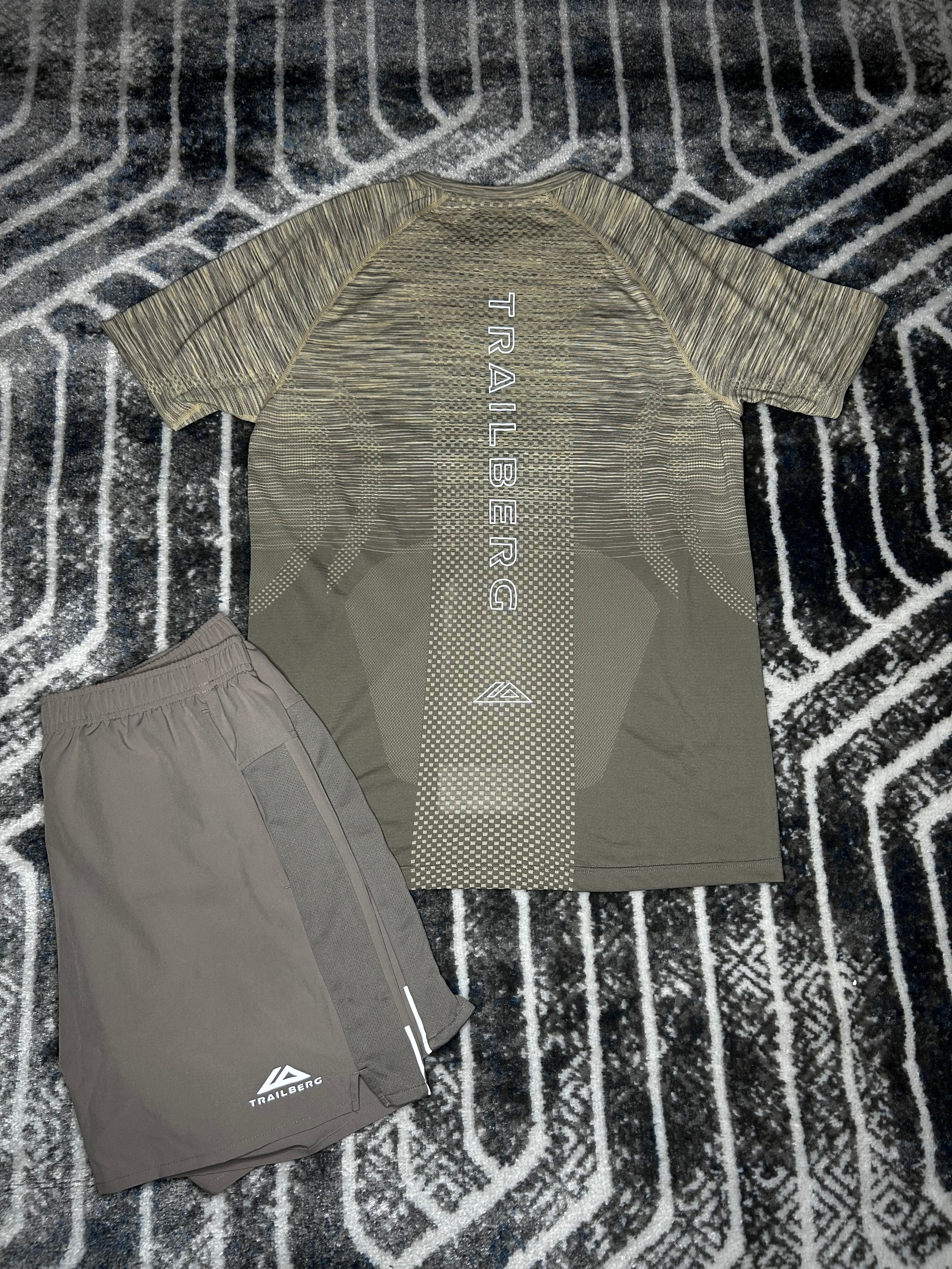 Trailberg- Seamless Set - Stone