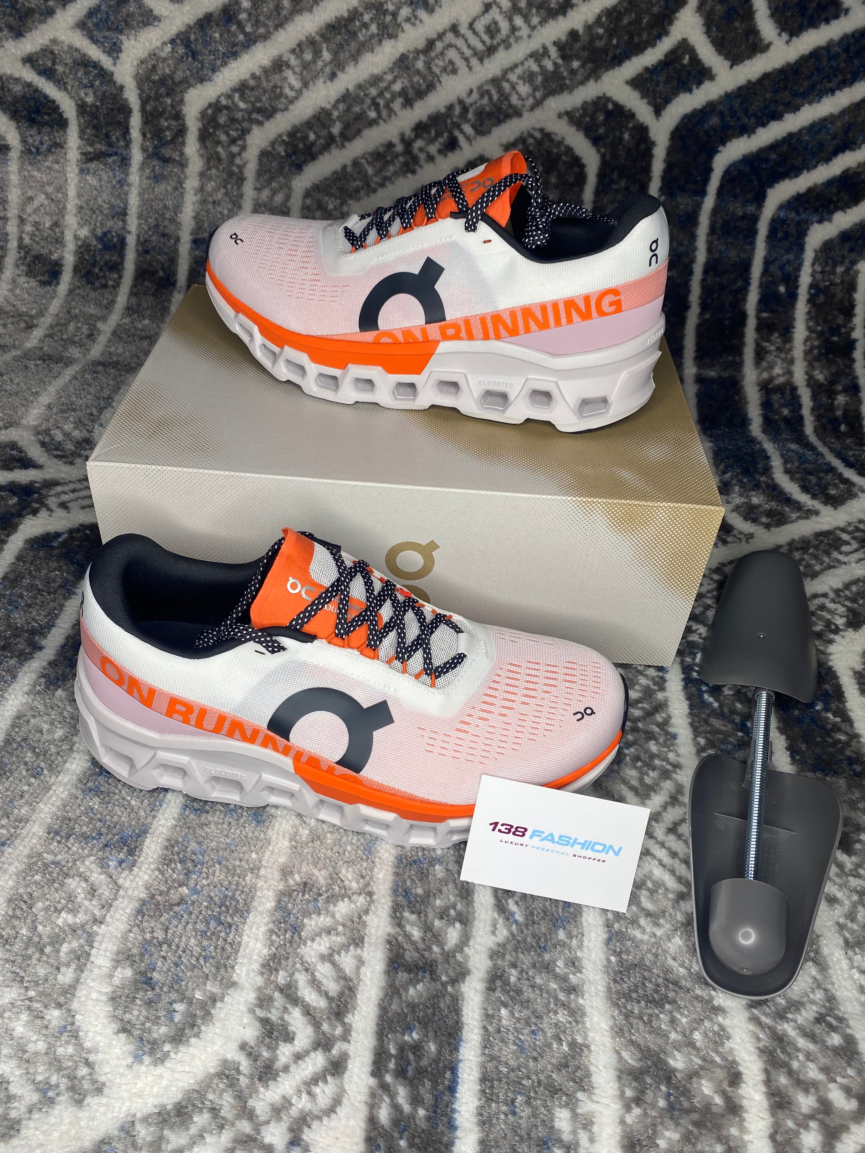 ON Running Cloudmonster 2 White flame